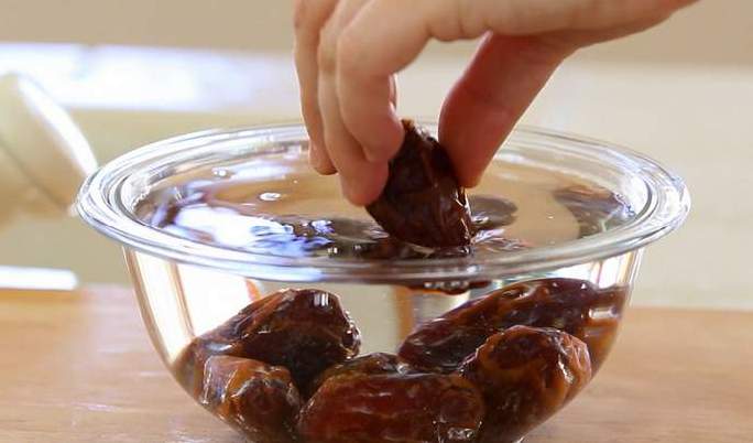 Зачем вымачивать сухофрукты