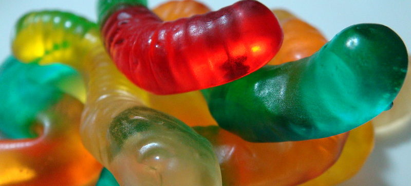 желейные червяки крупным планом