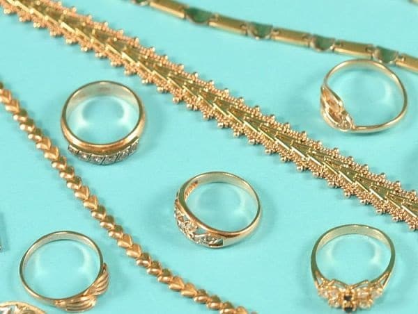 золотые украшения