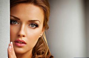 Красивая девушка