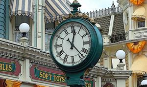 Уличные часы