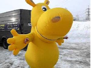 Надувной бегемот