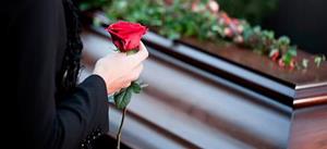 Умерший в гробу