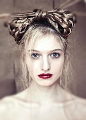 Красивая прическа