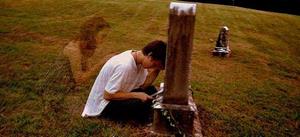 Плакать по умершему