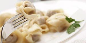 Есть пельмени